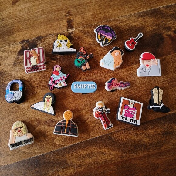 Taylor Swift Croc Charms - Set of 17 - Picture 1 of 5